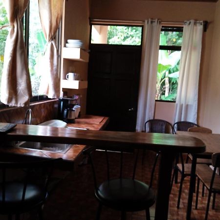 Alma Del Bosque Vacation Home And Apartments Quepos Buitenkant foto