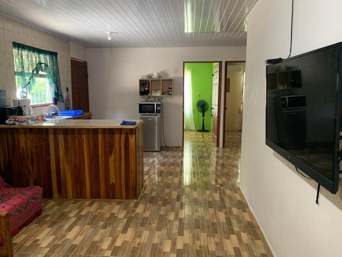 Alma Del Bosque Vacation Home And Apartments Quepos Buitenkant foto